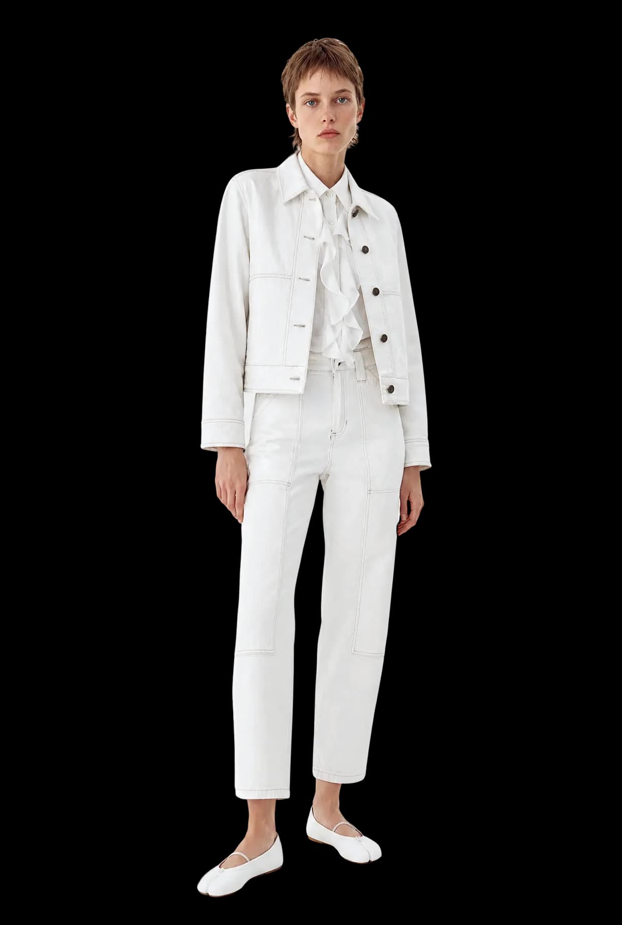 Look 25 — Distinctive Details, Drop 01 — AWAKEN